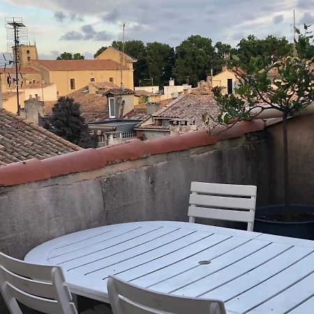 Terrasse Tropezienne Centre Nimes Bagian luar foto